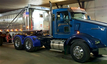 Semi with Blue Poly Single Arch Fenders